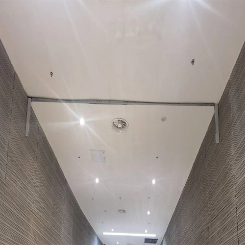 擋煙垂壁批發廠家(圖1) 電動擋煙垂壁走廊.jpg